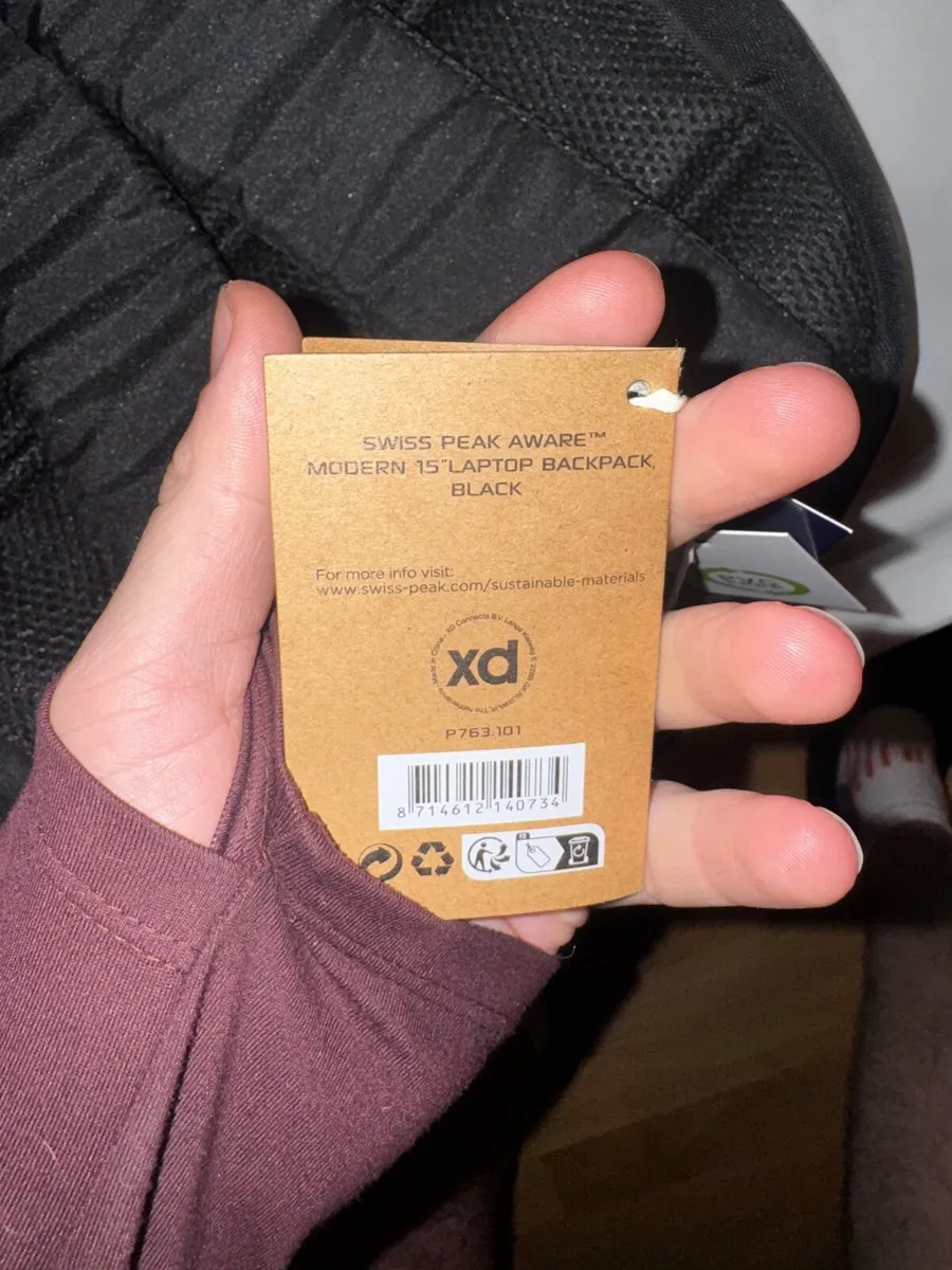 Swiss Peak Aware Modern 15’’ Laptop Backpack - Image 2