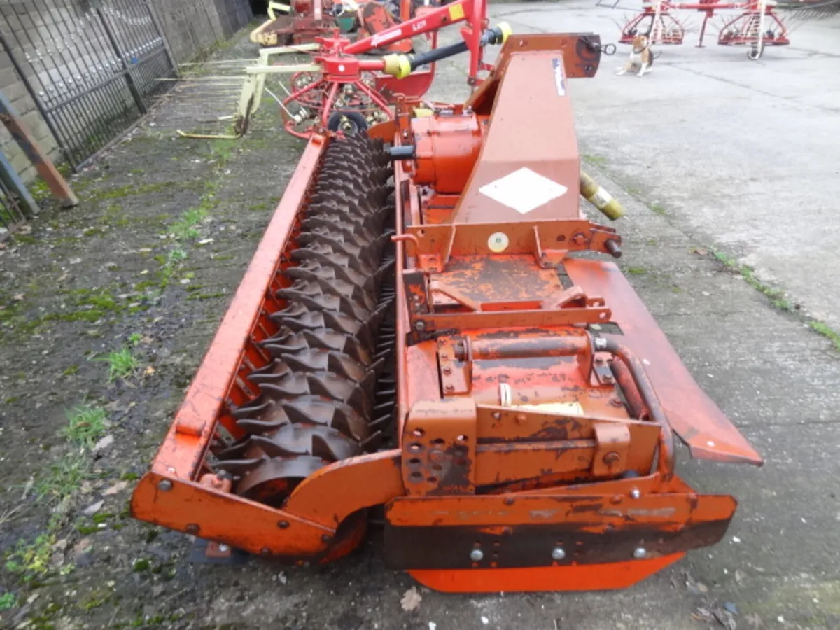 Kuhn 3 Metre Power harrow - Image 4