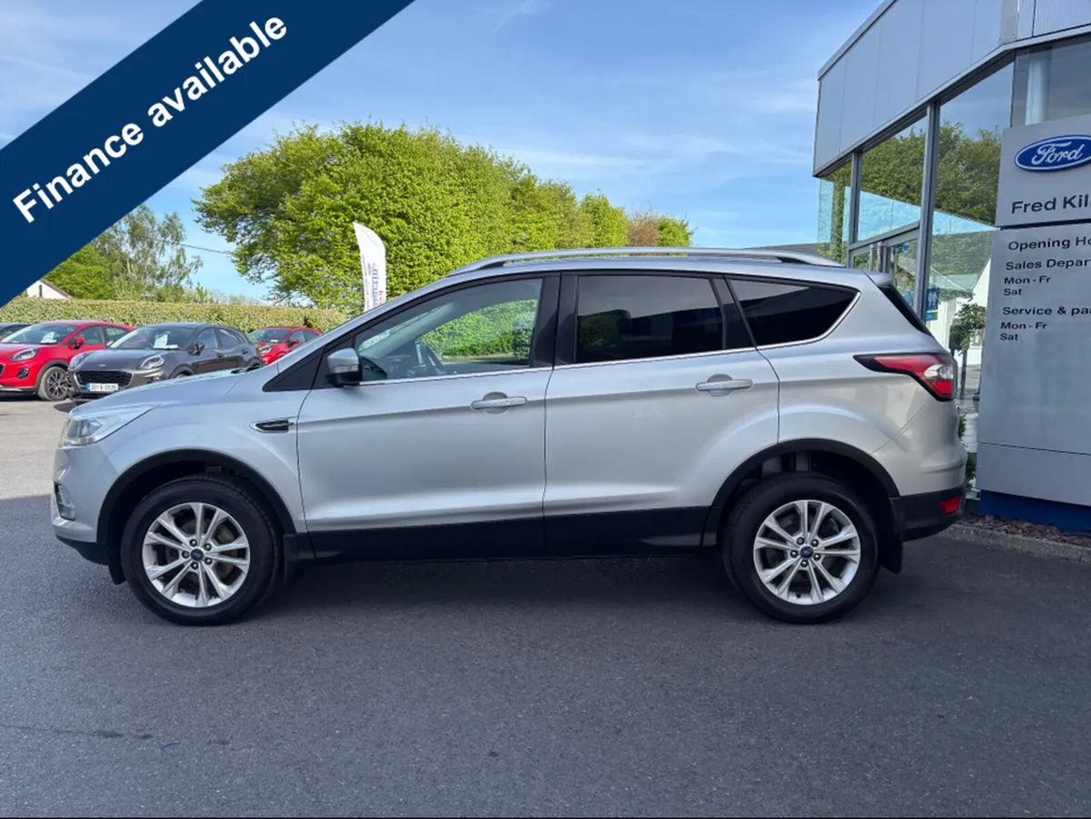 Ford Kuga TITANIUM 1.5 TDCI 120PS 4DR MAN - Image 4