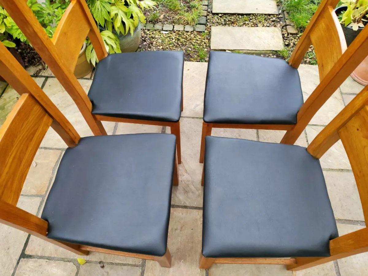4 kitchen dining chairs - Image 2