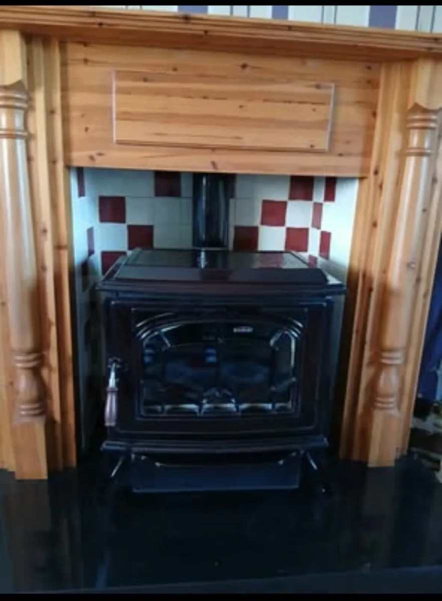 Ashling Stanley Oil  Stove - Image 3