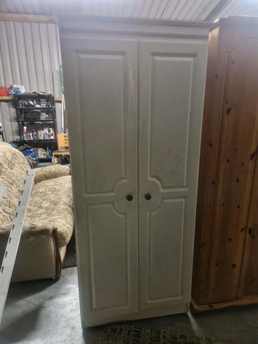 wardrobe white - Image 1