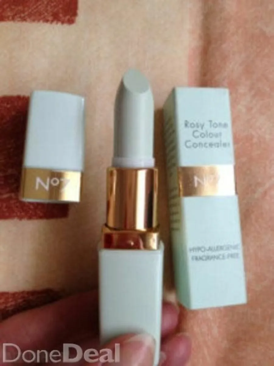 BRAND NEW No 7 Rose Tone Concealer Stick - Image 1