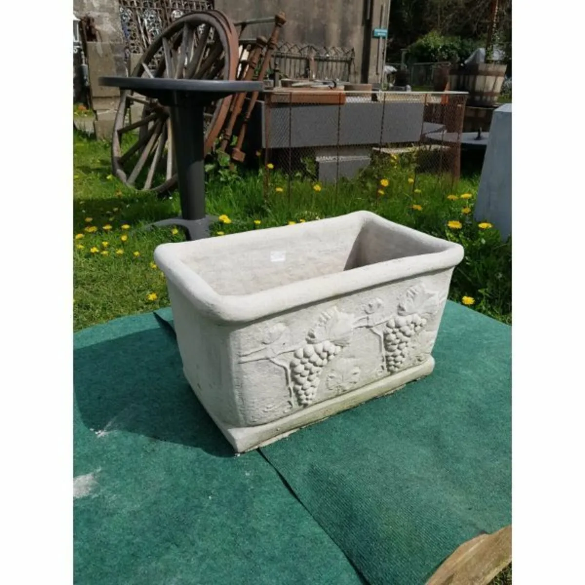 Planter – Grape Sm-GL-PL099
