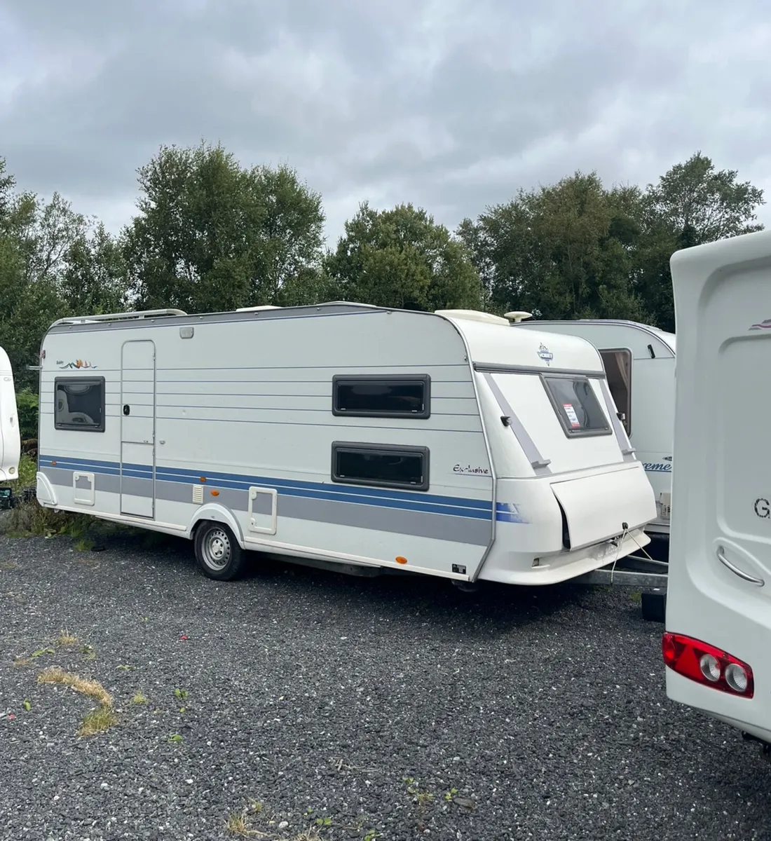 Hobby 6 Berth Fixed Bunkbeds Caravan - Image 2