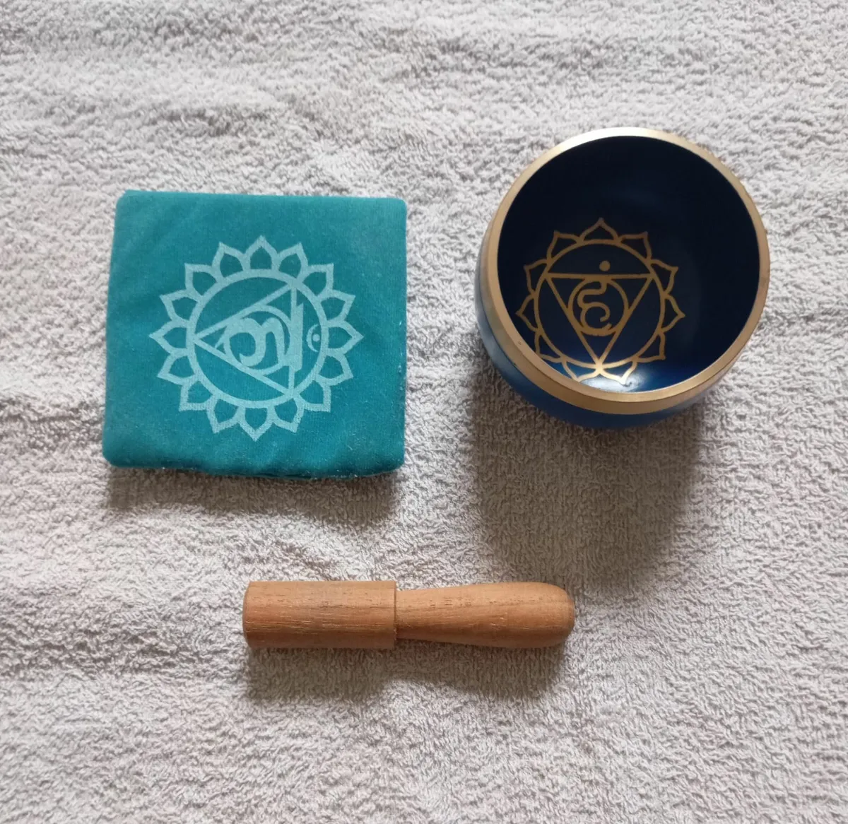 Chakra Singing Bowl - Image 1