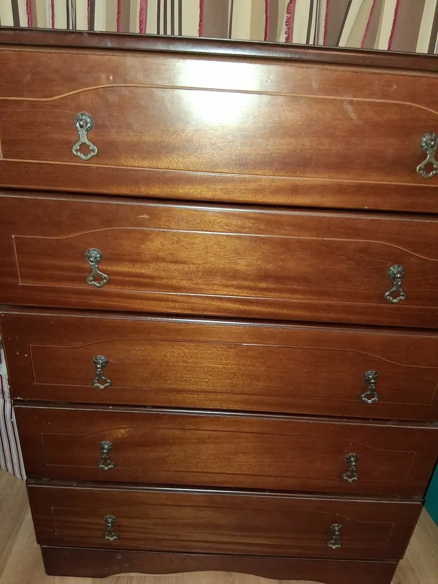 Chest of drawers - Image 3