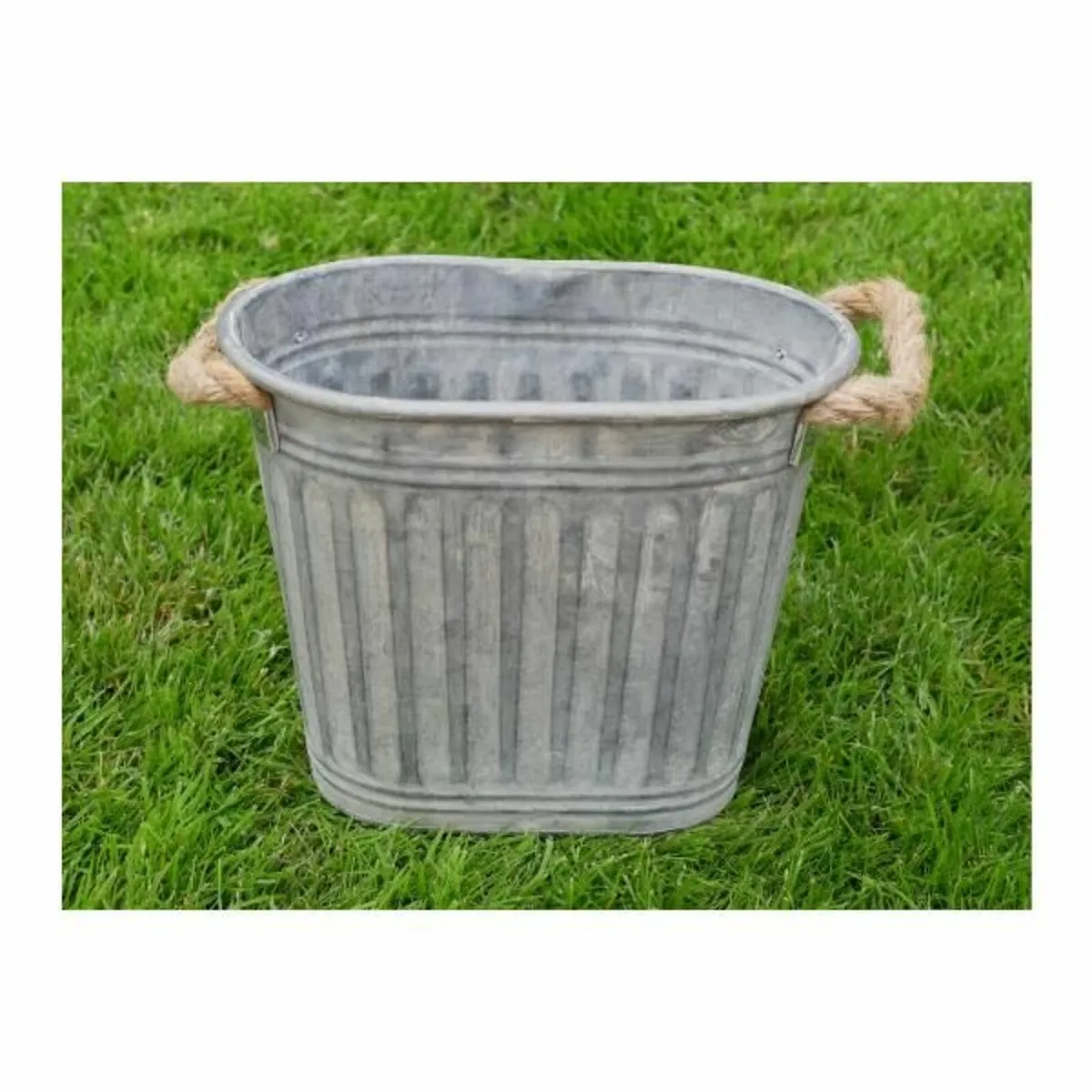 Planter D9489 - Image 2