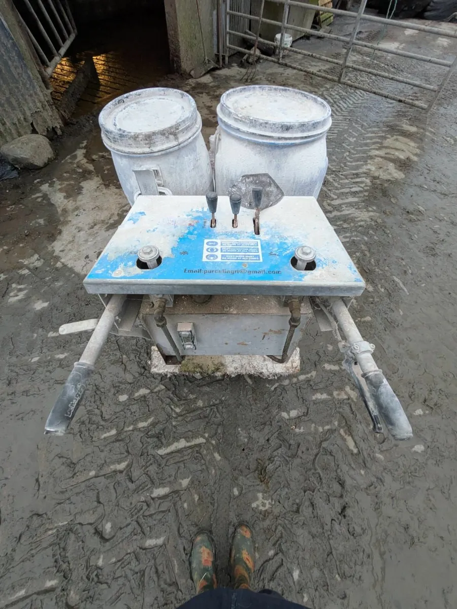 Daisy Bed Cubicle Cleaner and Lime Spreader - Image 4