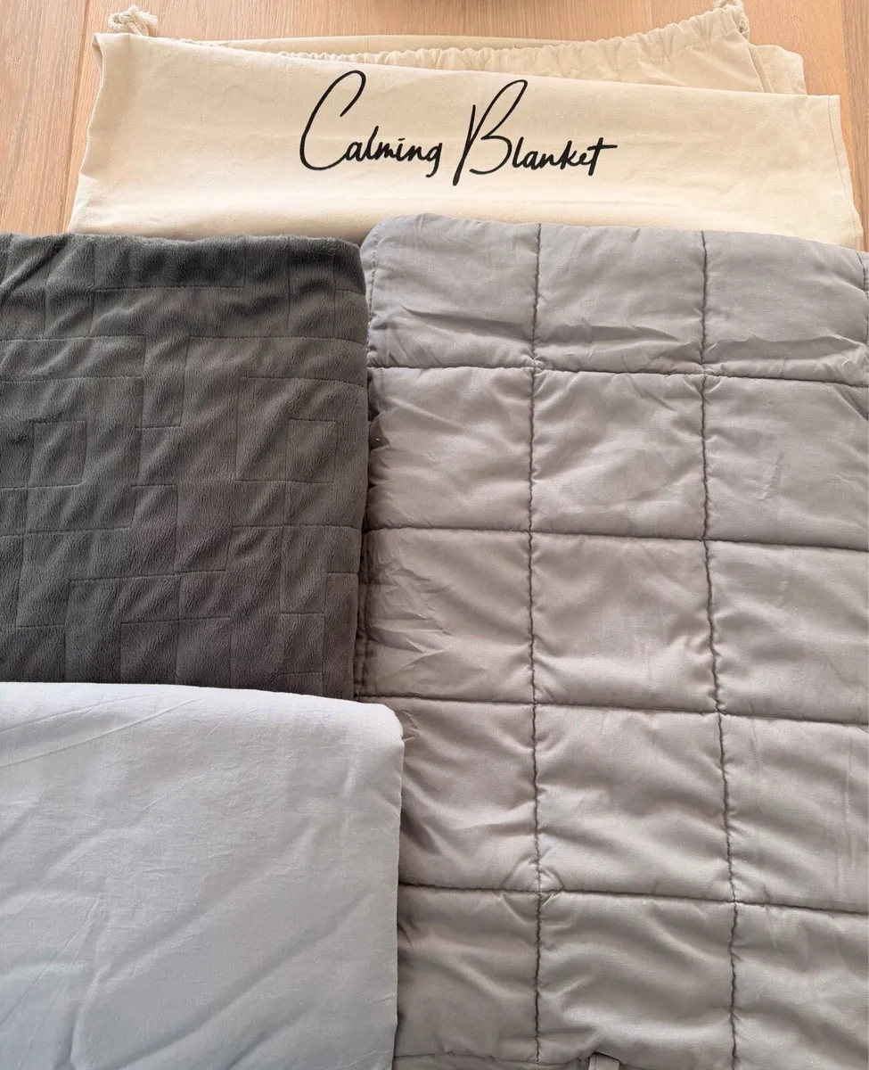 2 x Weighted Calming Blankets - Adult Size (Grey) - Image 2