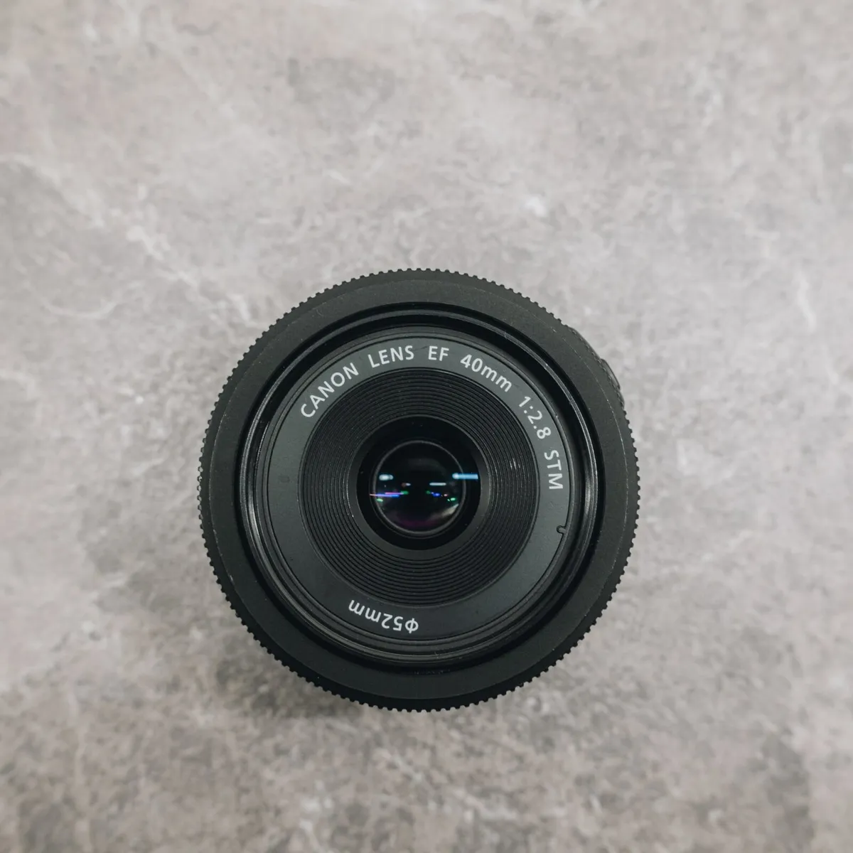 Canon EF 40mm f2.8 - Image 2