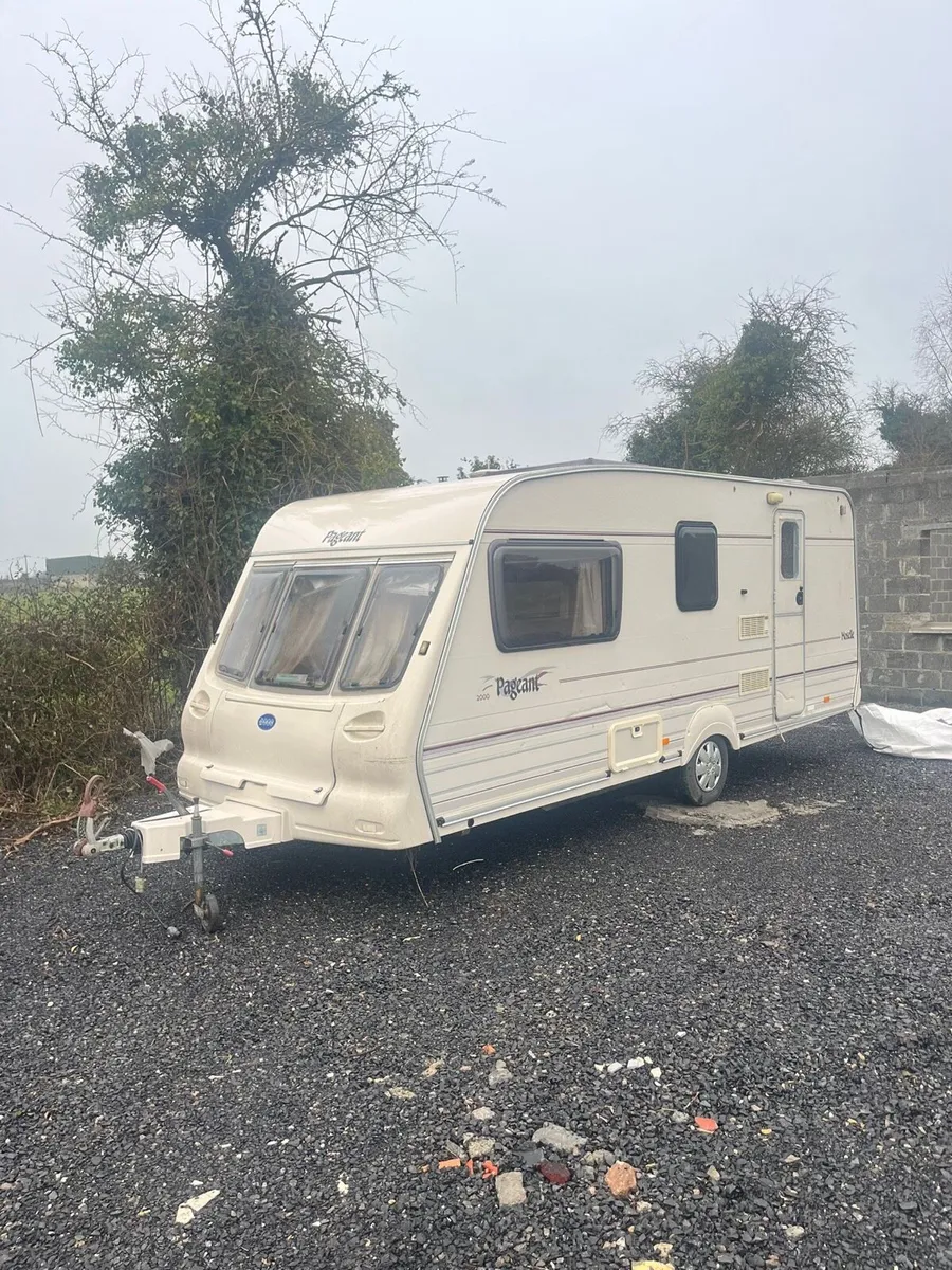 Bailey pageant 4 Berth caravan - Image 1