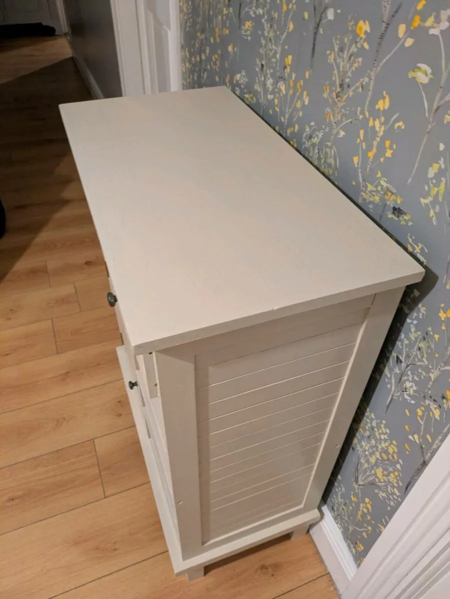 Storage cabinet - Image 4