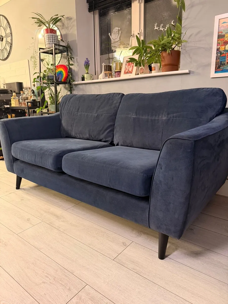 Sofa - Image 4
