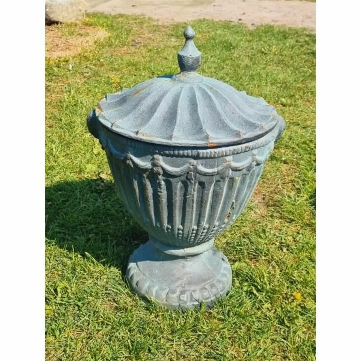 Urn with Lid CH-R-350A - Image 1