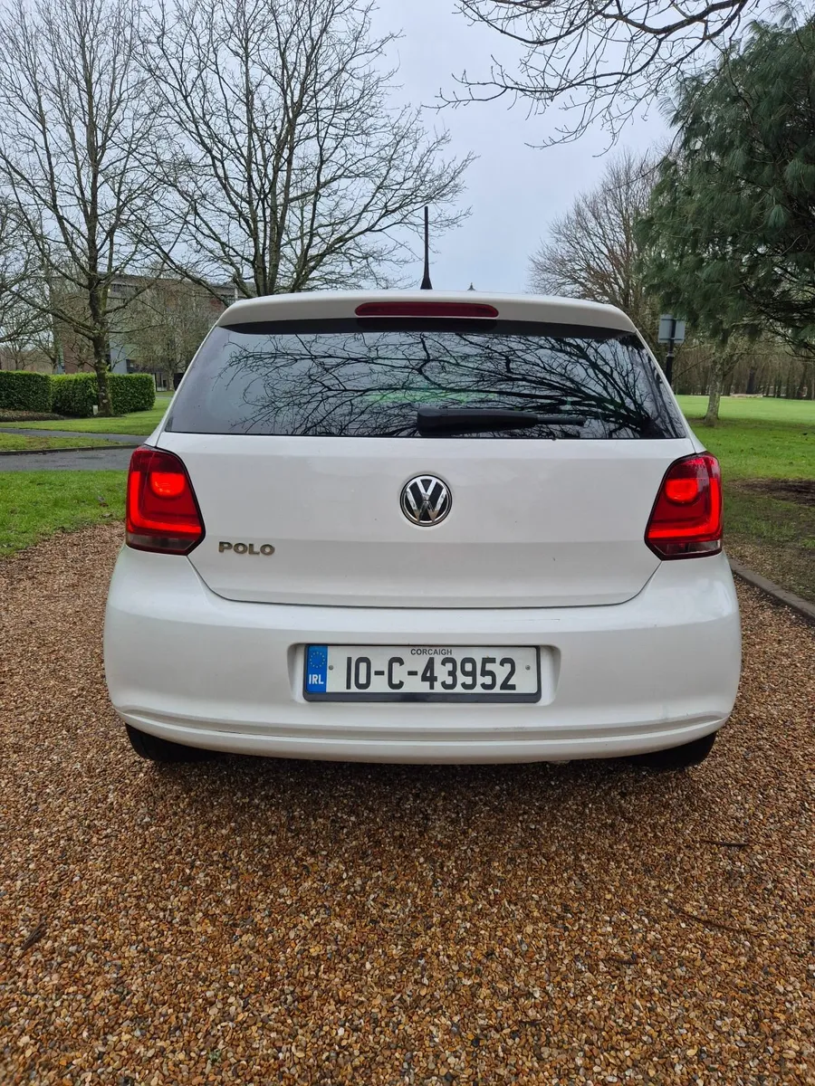 Volkswagen Polo 2010 - Image 4