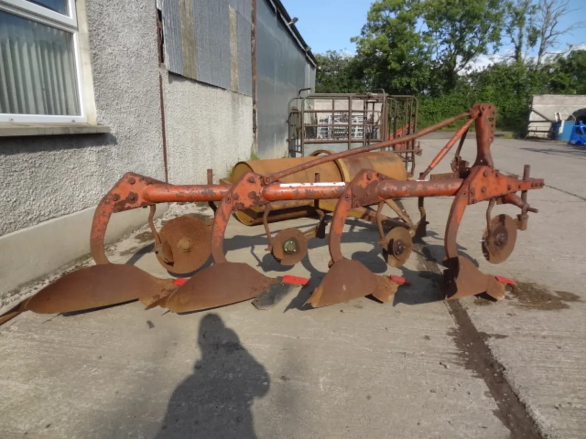 Kverneland 4 Furrow Conventional Plough - Image 2