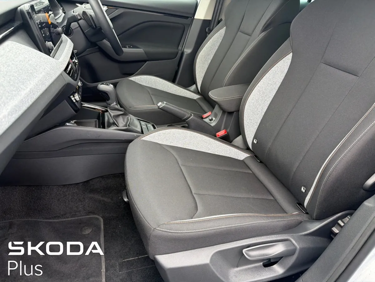 Skoda Scala SELECTION 1.0 TSI 115HP AUTO 'REVERSIN - Image 4