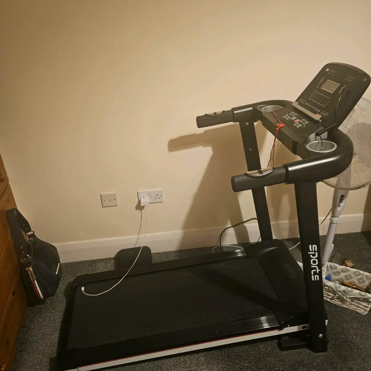 Treadmill - Image 1