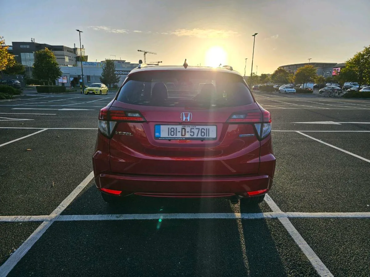 Honda Vezel 2018  Self Charging Hybrid NCT 10/2027 - Image 3
