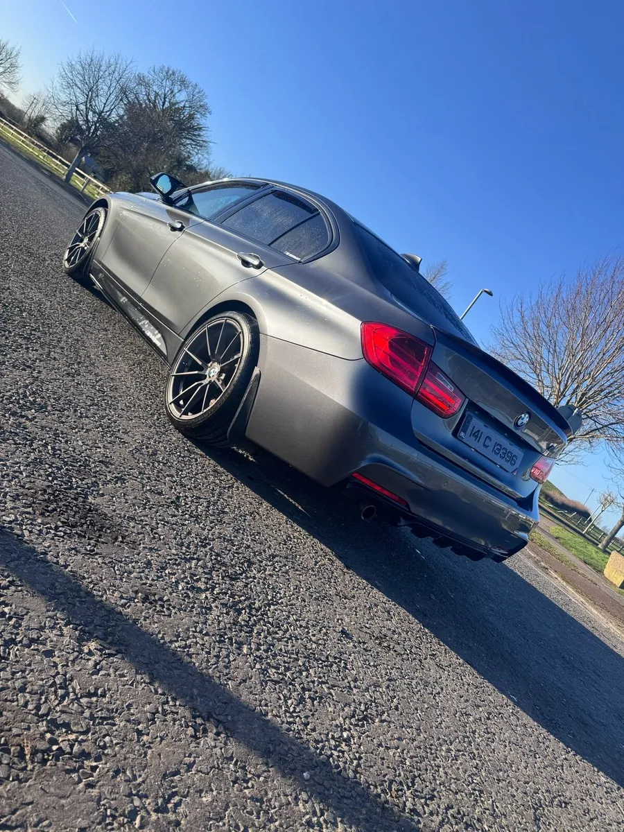 BMW F30 318 D - Image 4