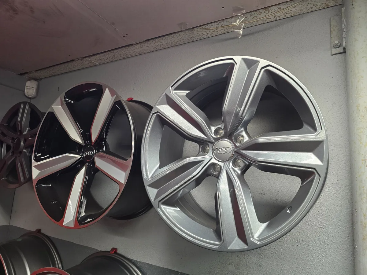 **Special** 19"/20" Audi DS4 Style