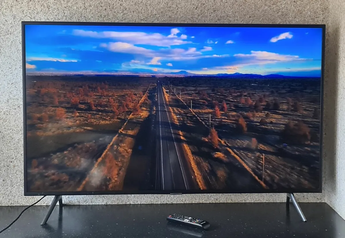 SAMSUNG 50" Smart 4K Ultra HD HDR LED TV - Image 1