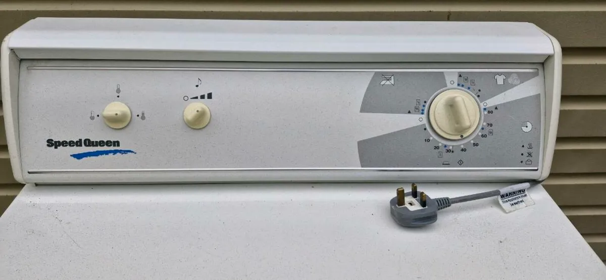 Gas Clothes Dryer... Speed Queen - Image 4