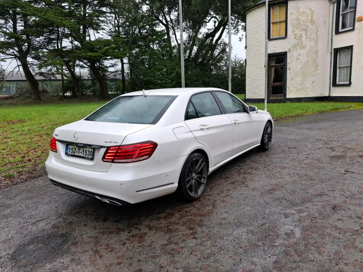 152 E220 automatic - Image 3