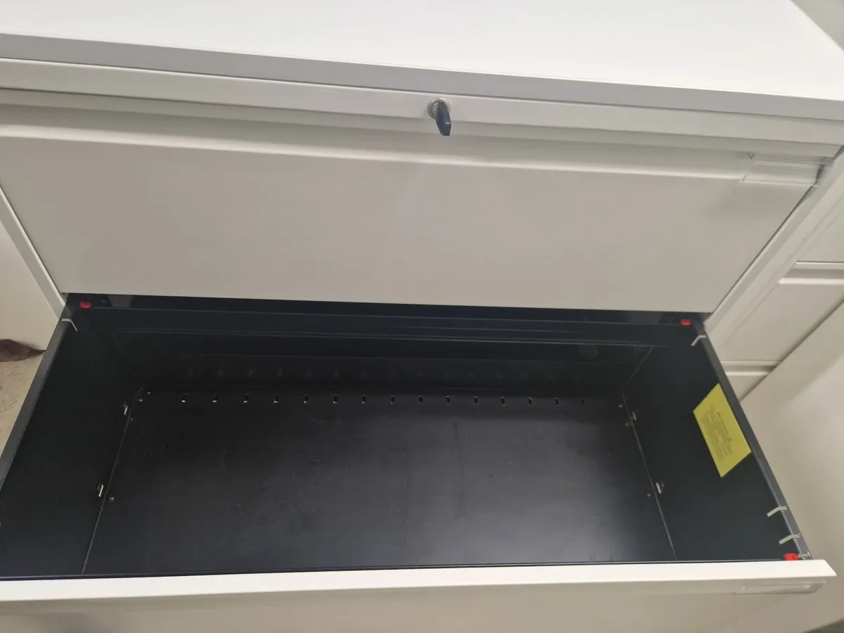 Storage Press - Image 4