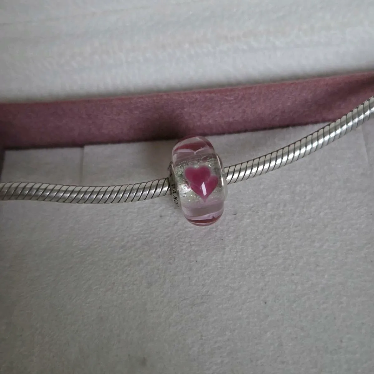 Pandora Pink Wild Hearts charm - Image 1