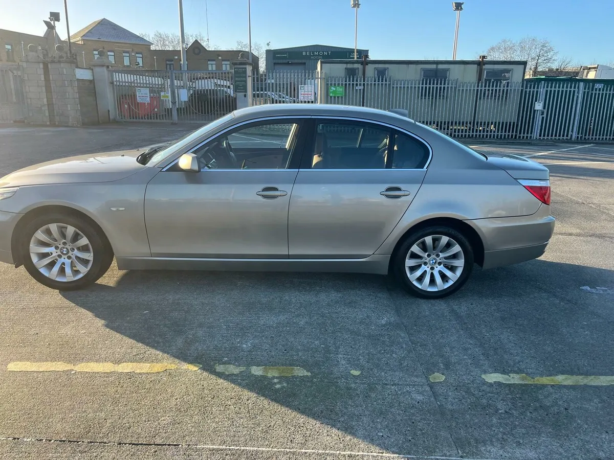 Bmw 520 automatic low mileage - Image 4