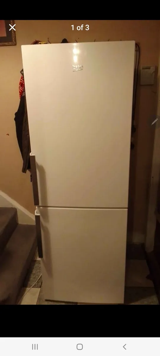 Beko fridge freezer - Image 1