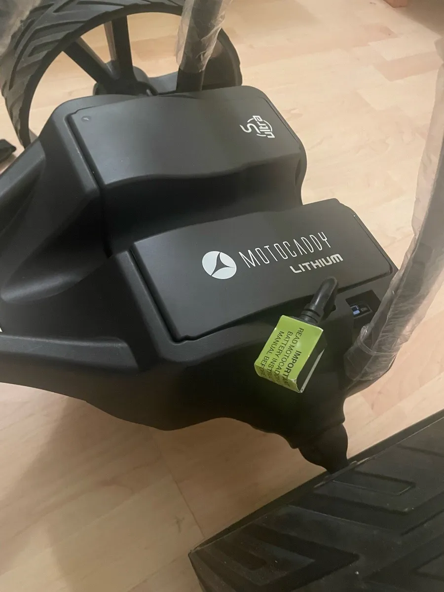 Motocaddy S Ultra Lithium Golf Trolley New - Image 2