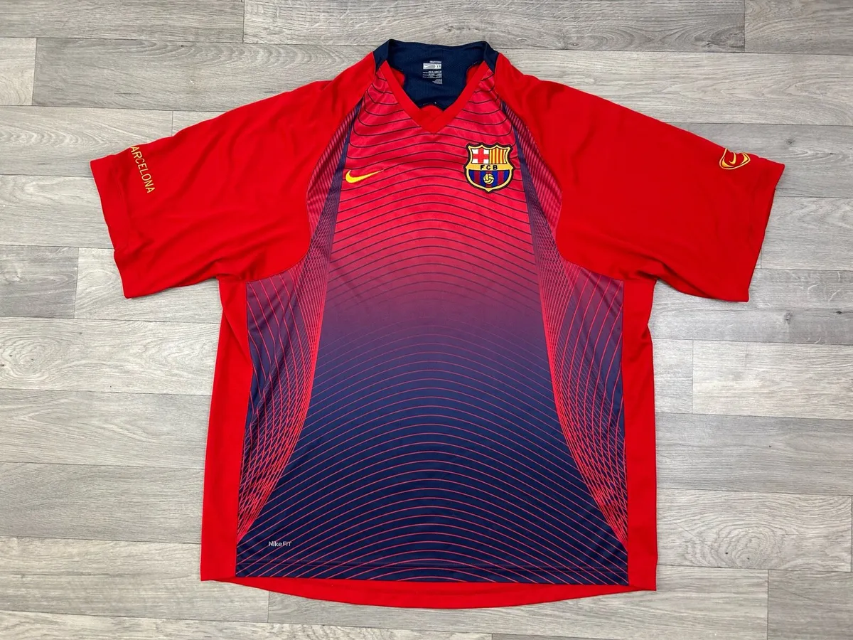 Vintage 2006 Nike Barcelona Training Jersey Top - Image 1