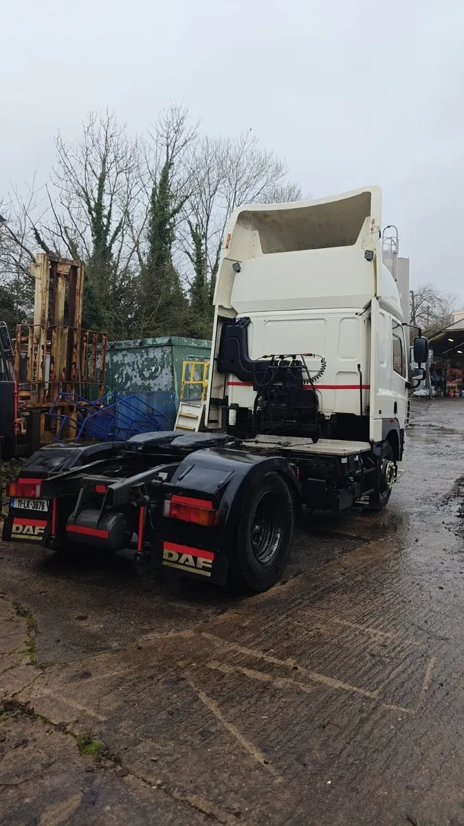 DAF CF 85.460 Tractor Unit 2011 - Image 2