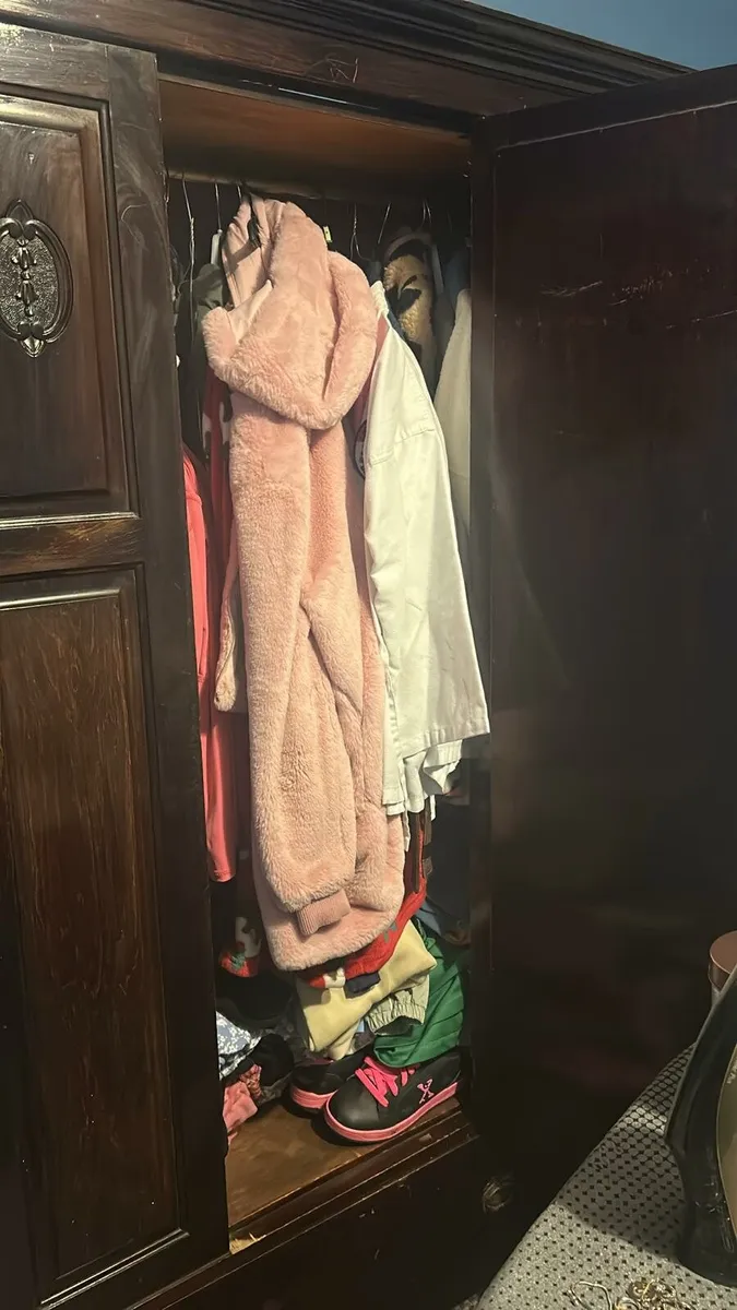 Wardrobe and dresser - Image 2