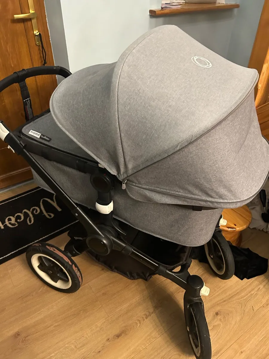Bugaboo Buffalo buggy / Travel System - Image 2