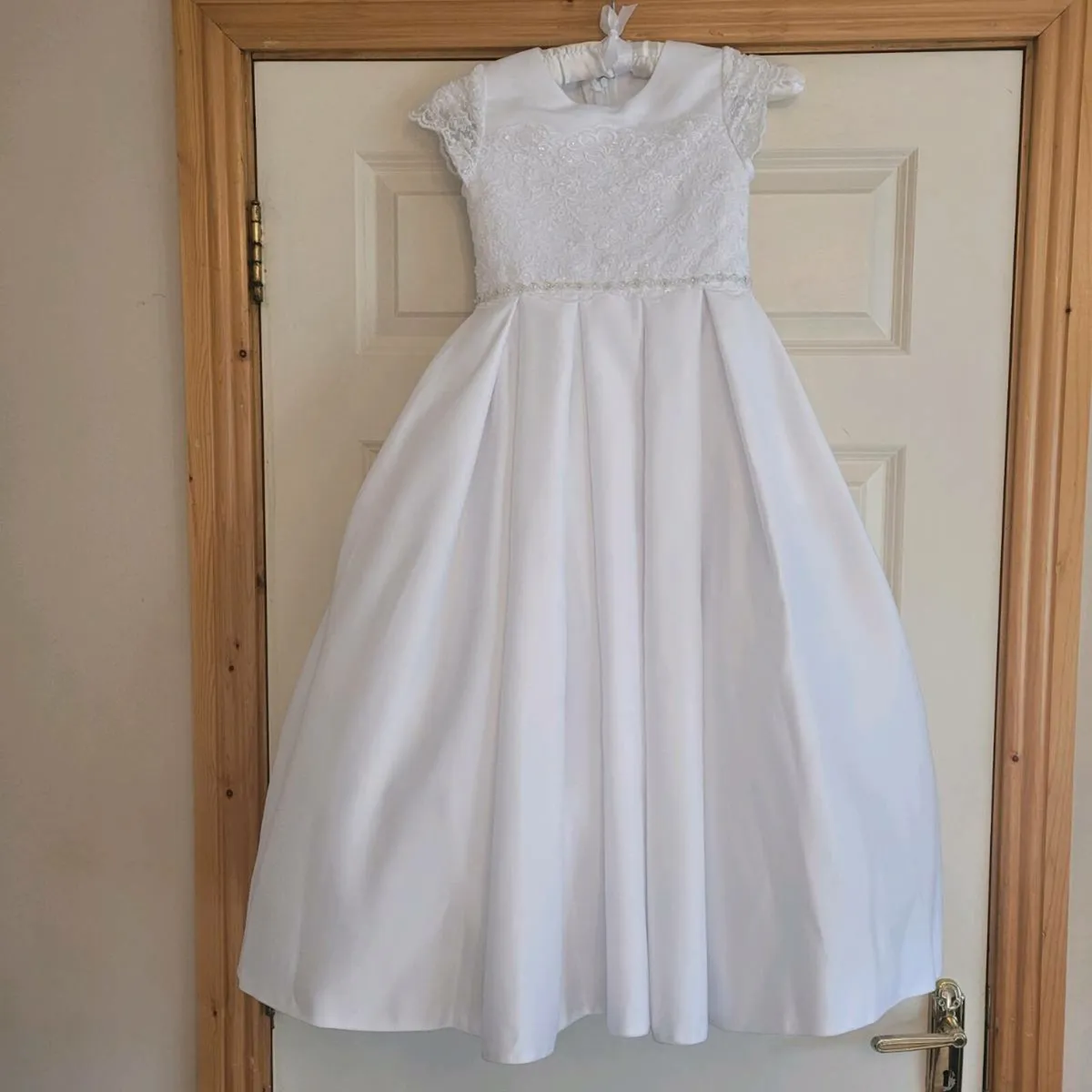 Communion Dress and Accessories - Image 3