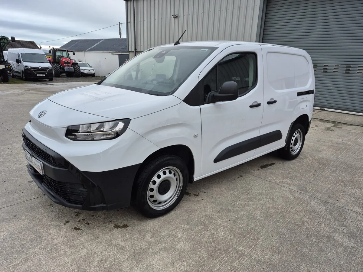 2024 TOYOTA PROACE CITY 1.5 HDI - Image 3