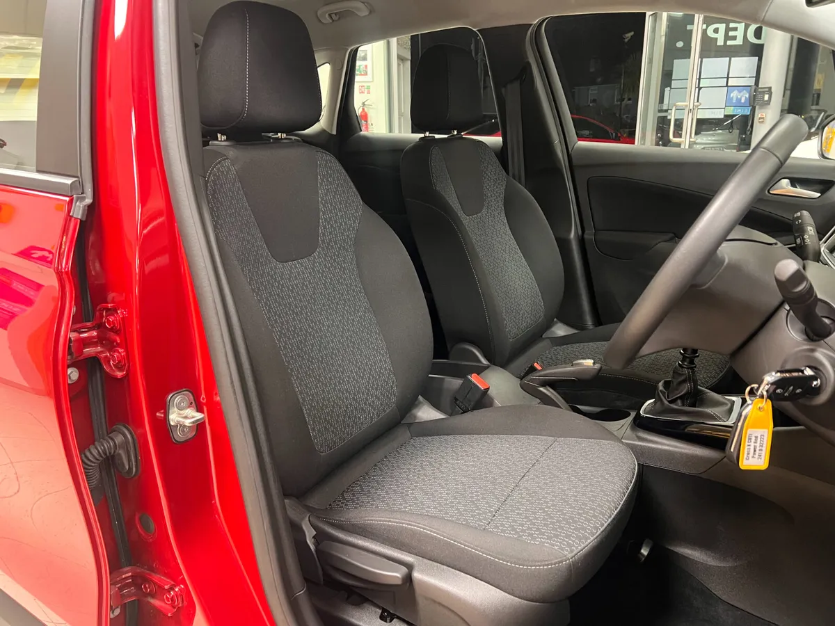 DIESEL **Only 15,000 Kms** Best Value As New 2024 - Image 3