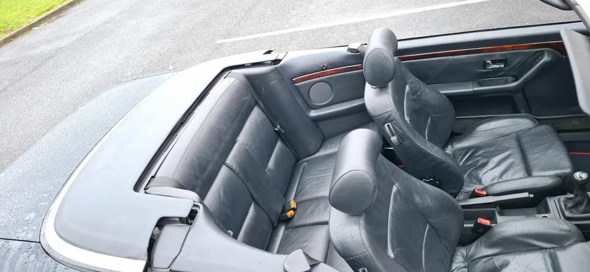 Audi 80 cabrio  and BMW 525i sport - Image 3