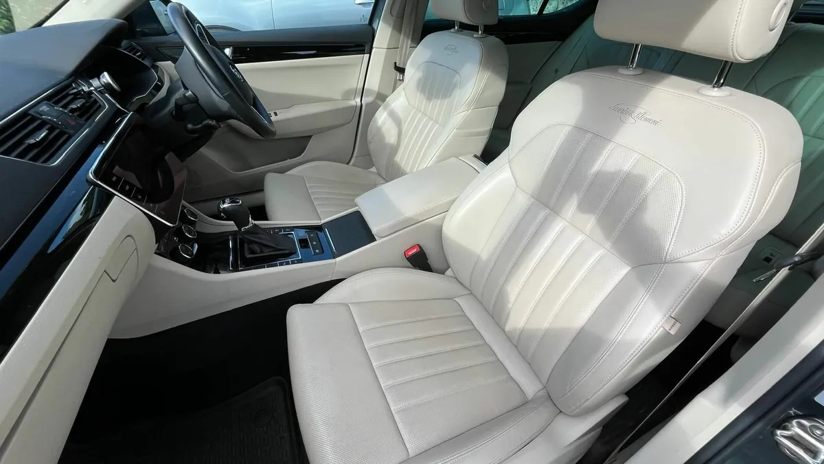 Skoda Superb 2019 L&K 190PS - Image 2