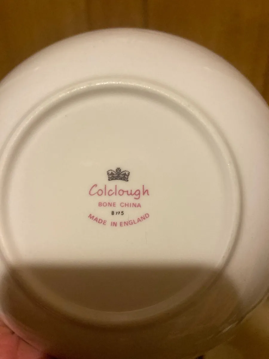 Vintage fine bone china dinner set free postage - Image 4