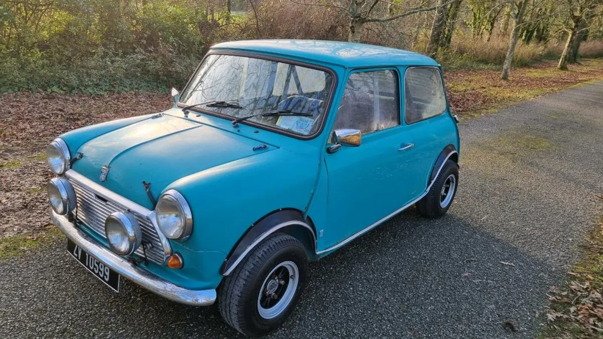 1970 mini - Image 3