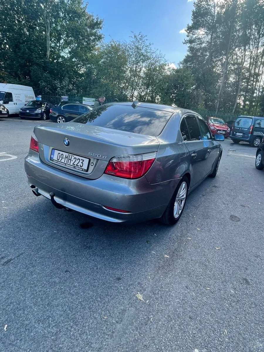 BMW 5 Series 520d Automatic – Leather - Image 2