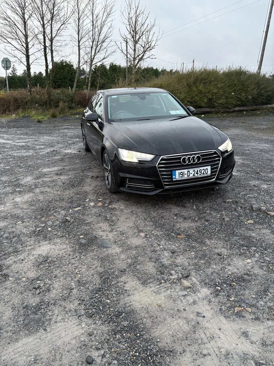 Audi A4 2019 Diesel - Image 2