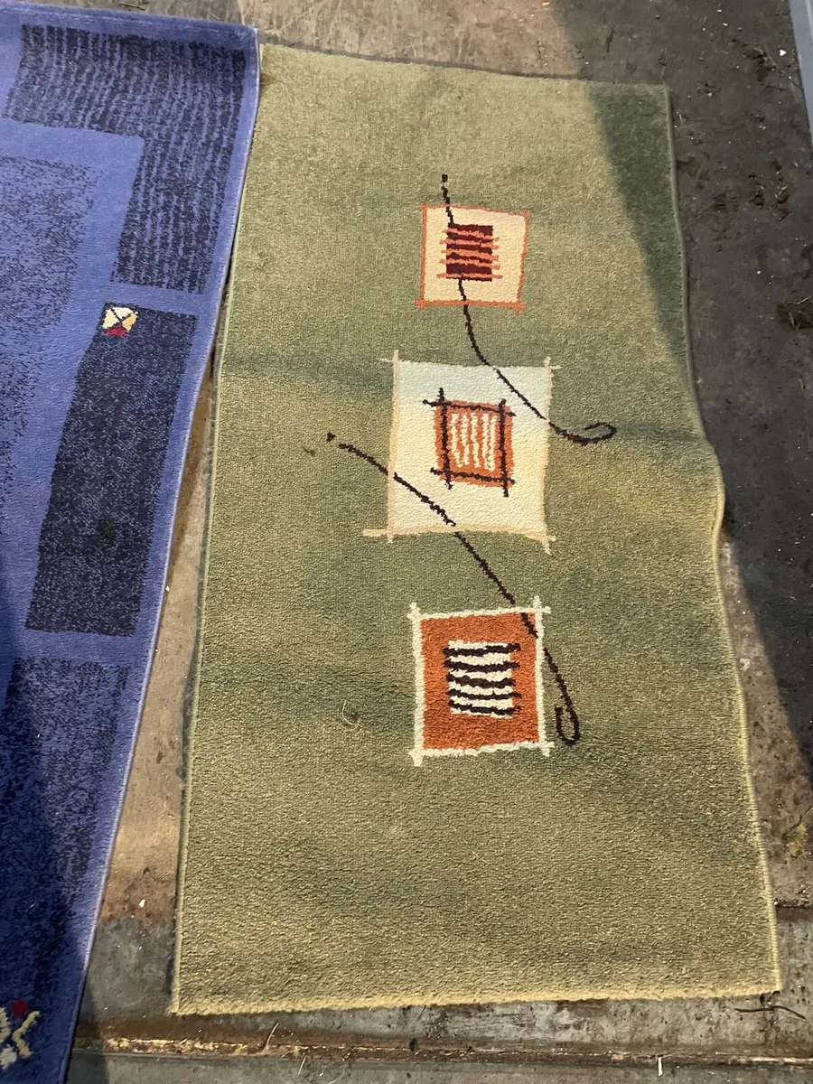 2 nice clean rugs €20 each 2 for €30 - Image 4