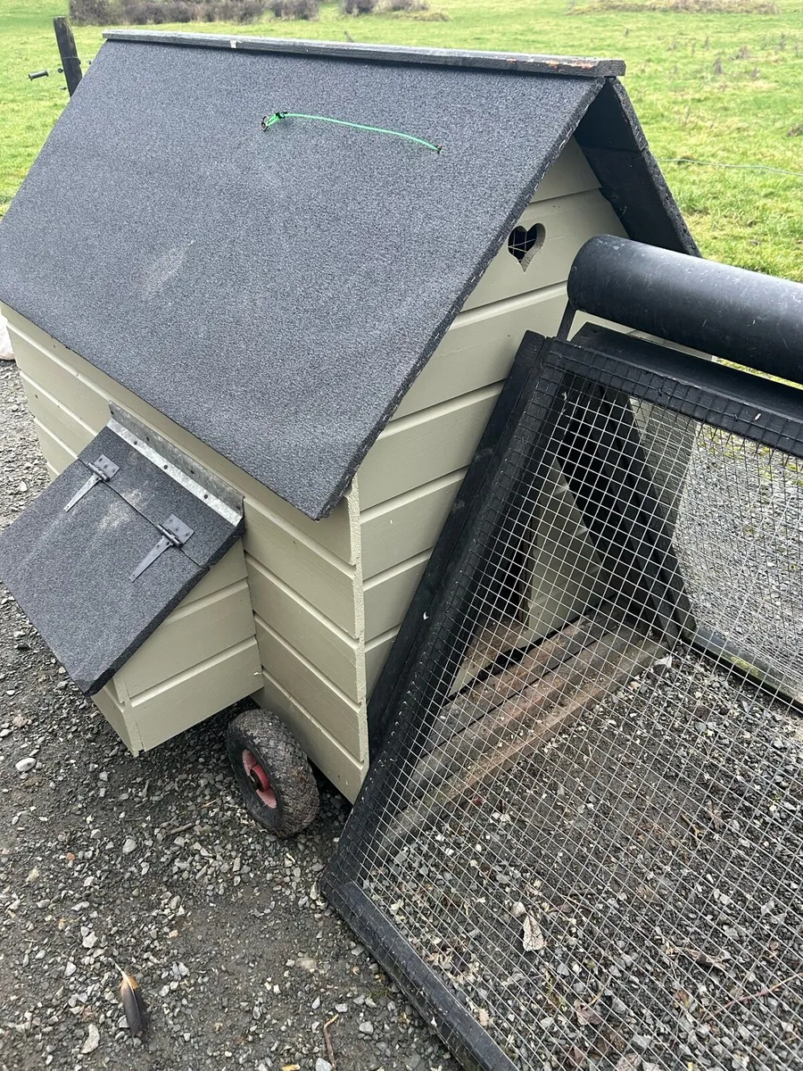 Hen House / Chicken coop - Image 4