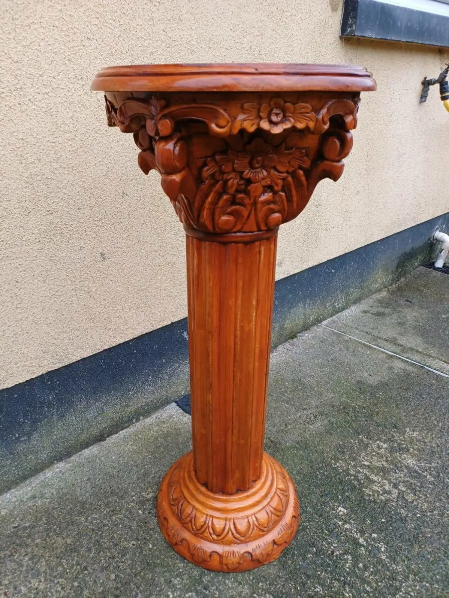 Vintage Corinthian Column Pedestal - Image 2